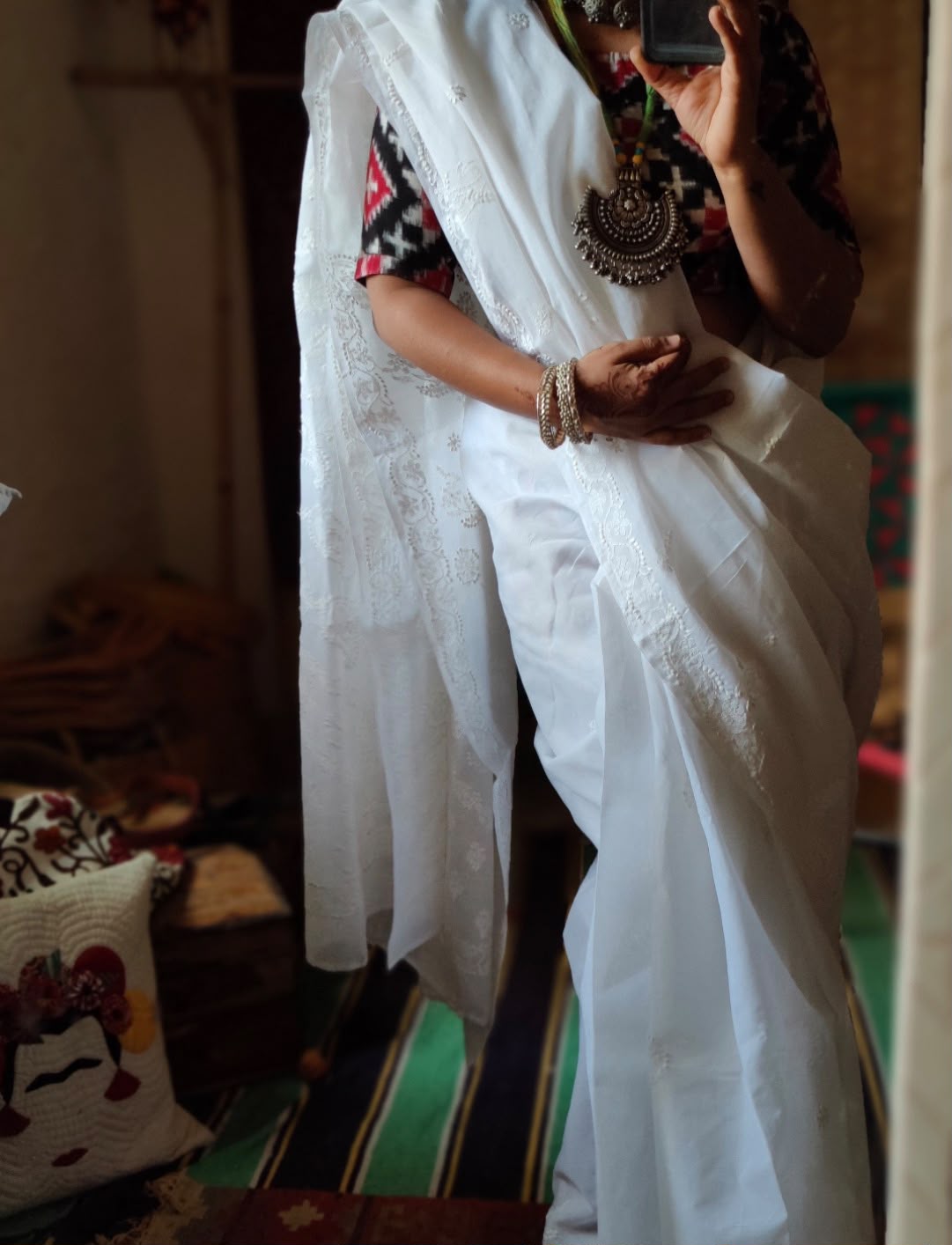 'Gulrukh' White Chikankari Mul Cotton Saree